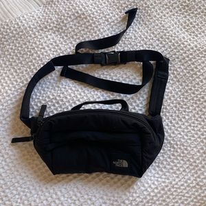 NWOT Black North Face Fanny Pack Crossbody Bag